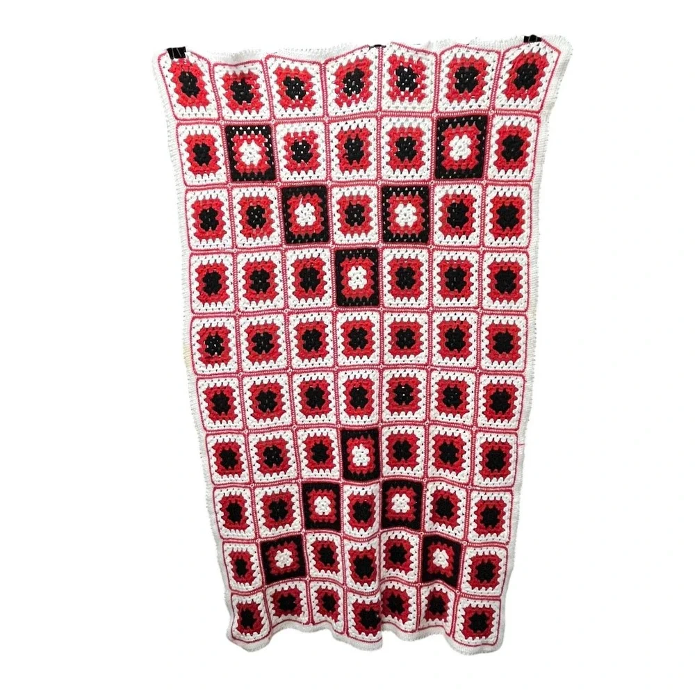 Handmade Crochet Granny Square‎ Blanket Throw Red Black White Cabin Farm 55x78
